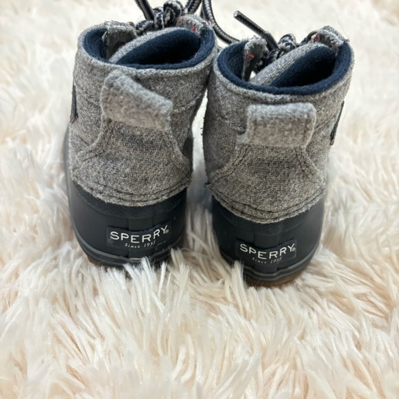 Sperry Grey Bowline Boot Toddler size 6M - Picture 5 of 8